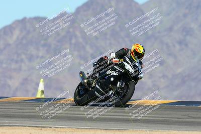 media/Feb-03-2024-SoCal Trackdays (Sat) [[767c60a41c]]/4-Turn 9 Set 1 (1040am)/